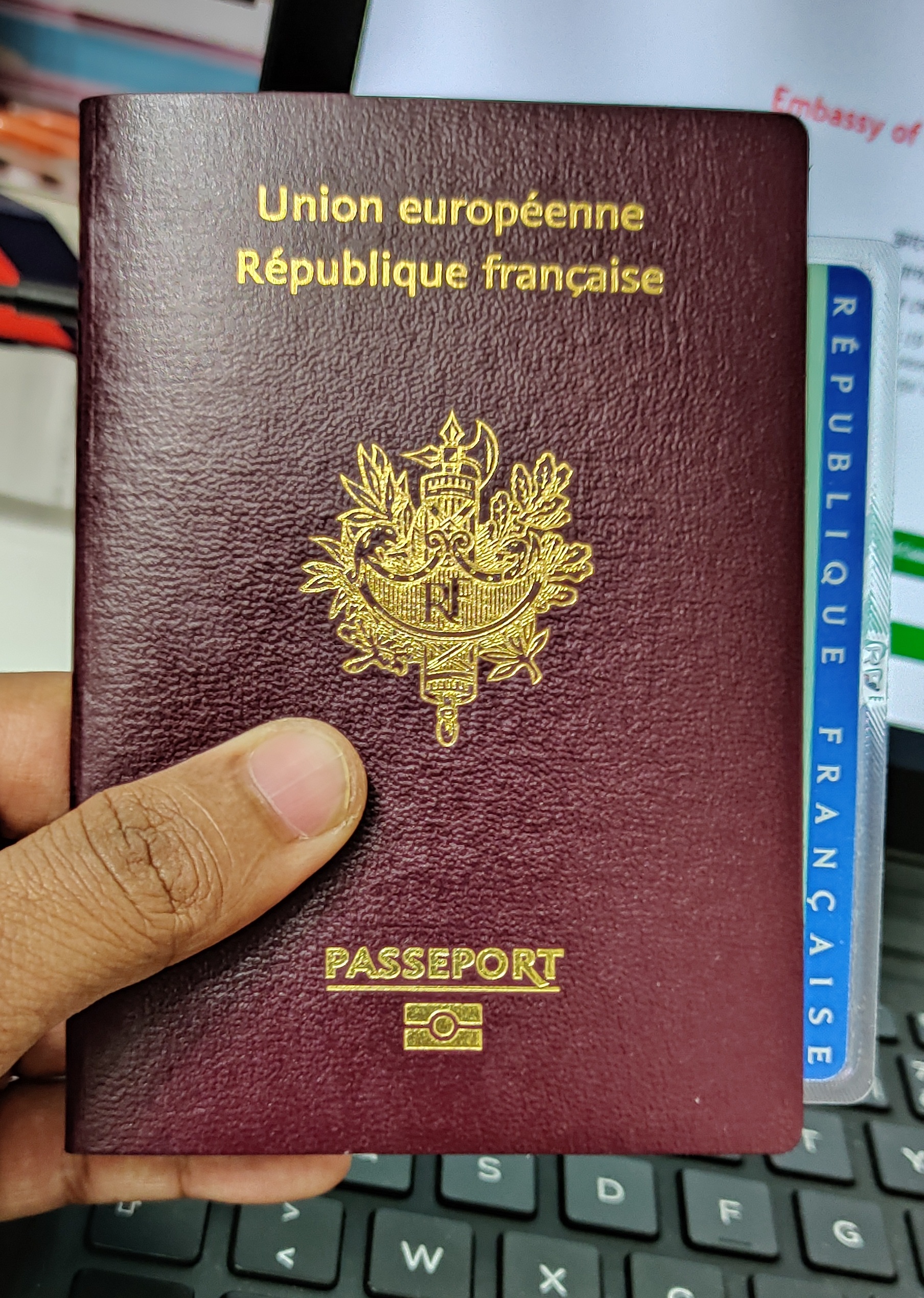 FORUM 2 NATURALISATION PAR DECRET Étapes ADN + CNI + Passeport