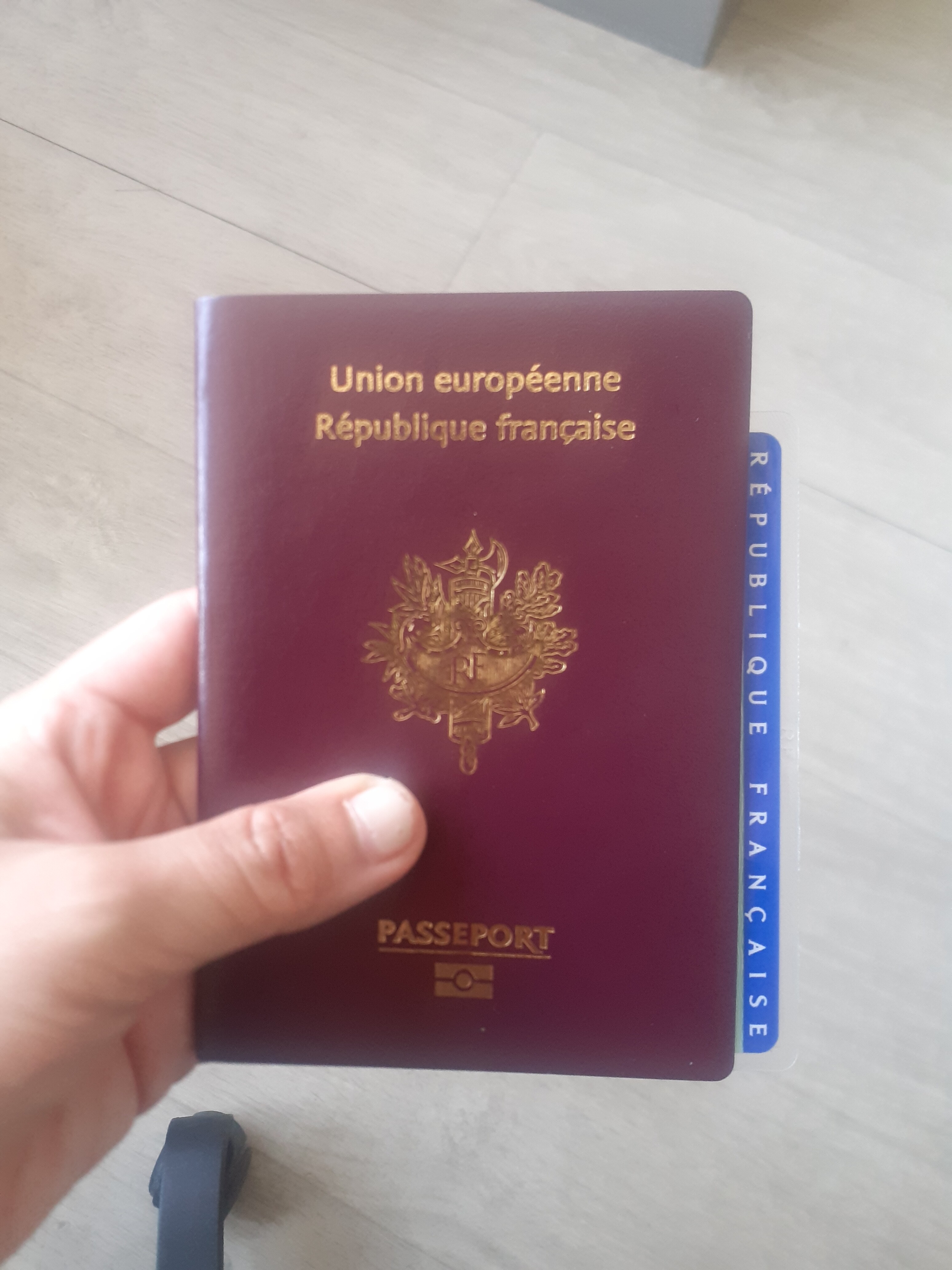 FORUM 2 NATURALISATION PAR DECRET Étapes ADN + CNI + Passeport + Cérémonie après publication